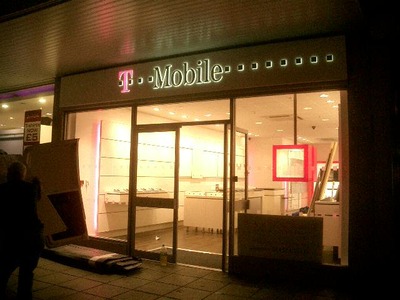 Birthdays Uxbridge becomes T-Mobile Shop