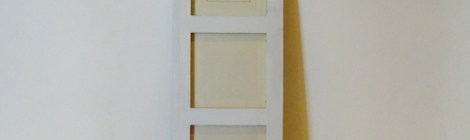 Photo Frame Painting Makeover - The Mummy Stylist